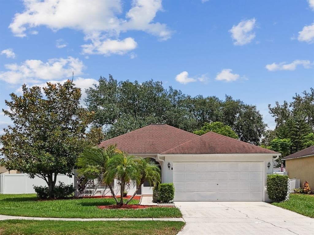 501 ROYAL RIDGE STREET VALRICO, FL 33594