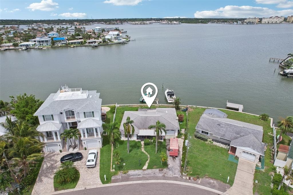 16033 REDINGTON DRIVE REDINGTON BEACH, FL 33708