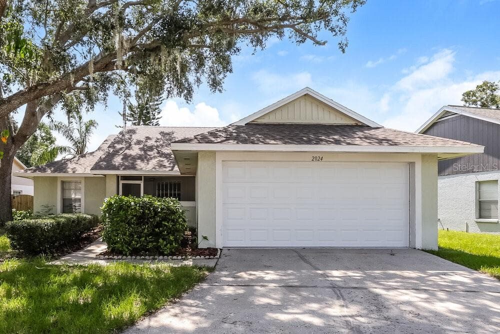 2024 SHADOW PINE DRIVE BRANDON, FL 33511