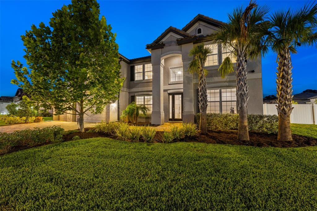 7074 GRAYBROOK DRIVE WESLEY CHAPEL, FL 33545