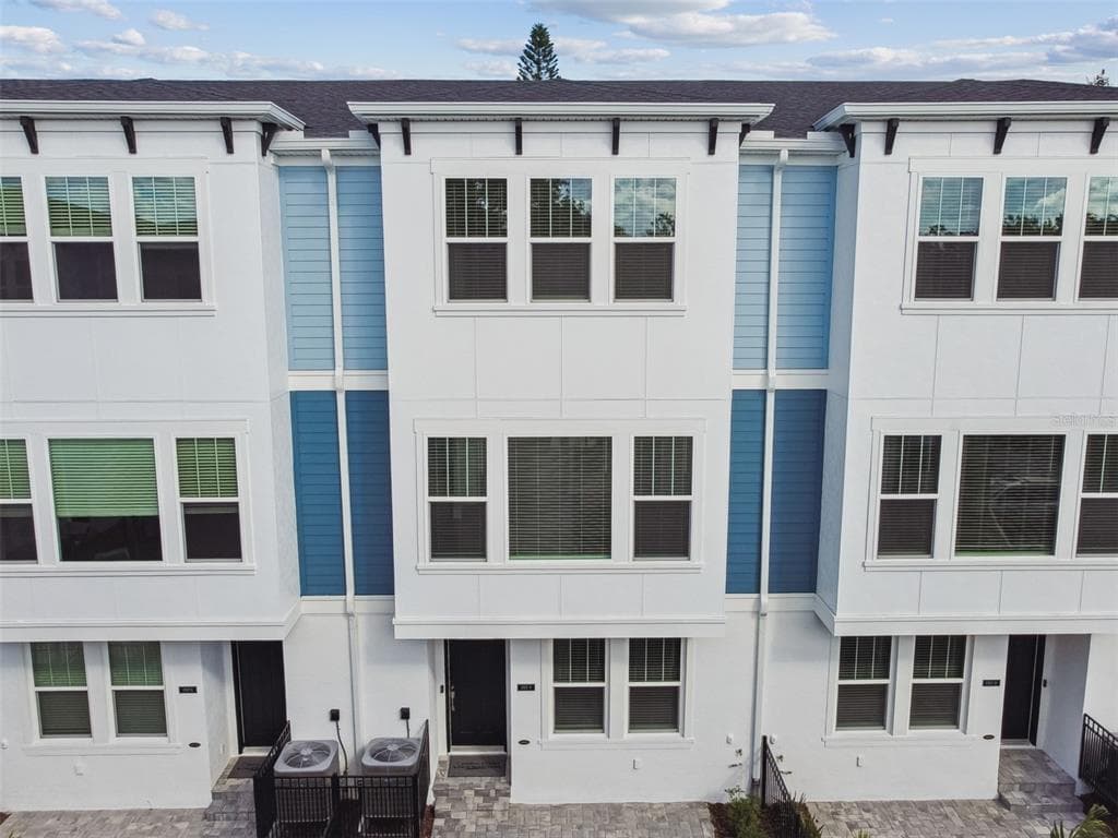 6605 N NEBRASKA AVENUE UNIT 9 TAMPA, FL 33604