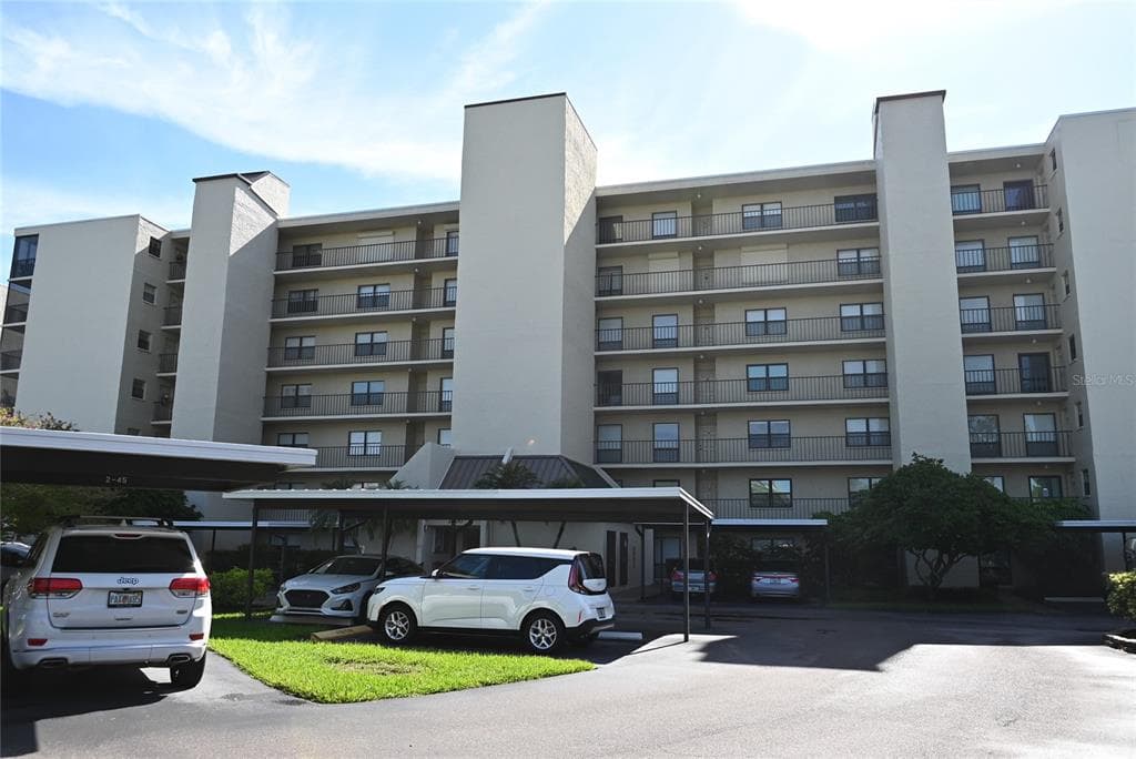 2800 COVE CAY DRIVE UNIT 5D CLEARWATER, FL 33760