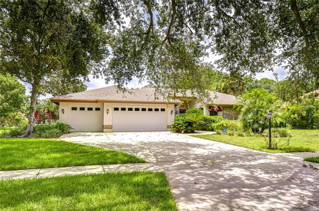 5317 BURCHETTE ROAD TAMPA, FL 33647