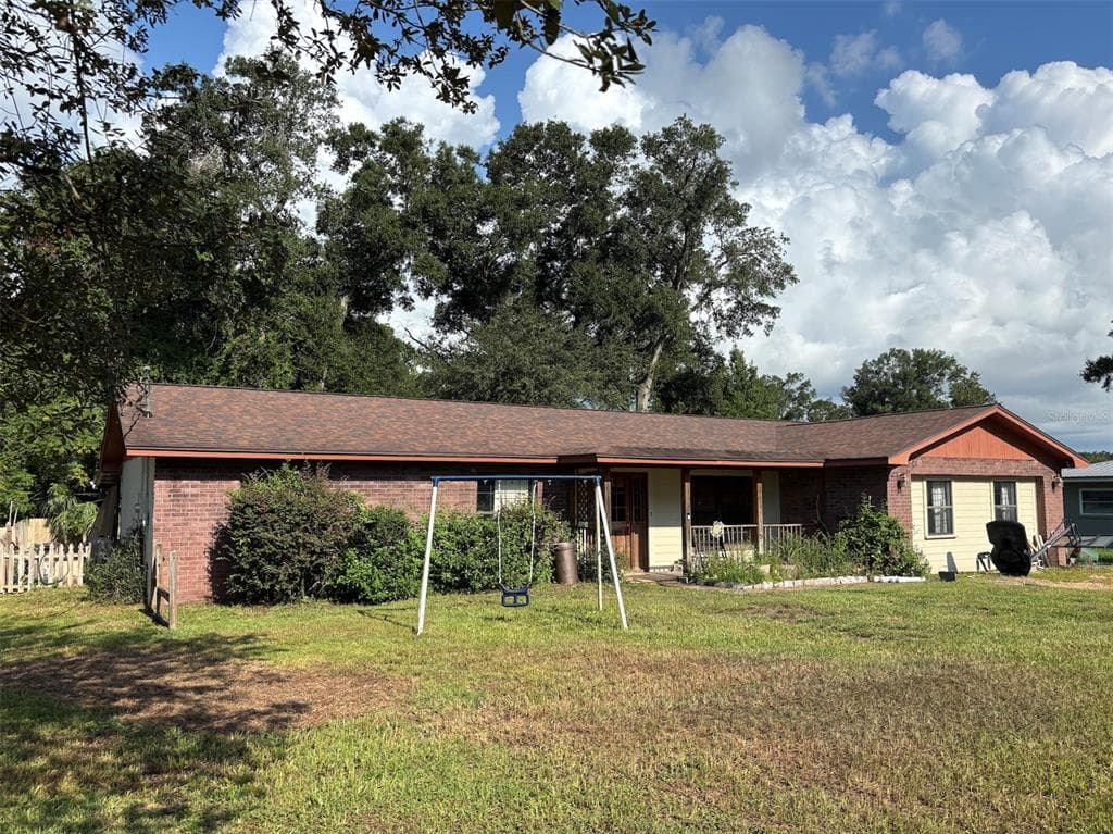 1215 E BUCKNELL AVENUE INVERNESS, FL 34450