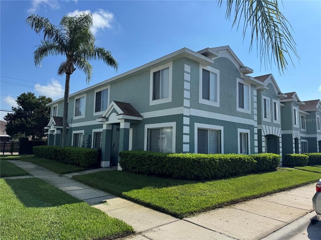 1635 FLUORSHIRE DRIVE BRANDON, FL 33511
