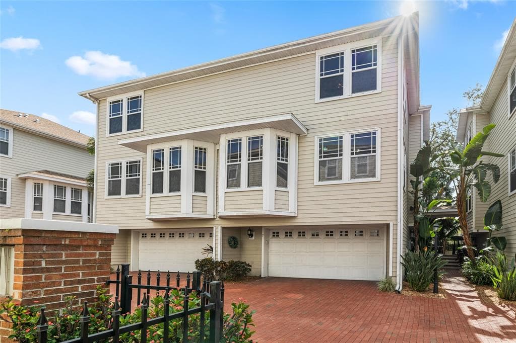 3315 W DE LEON STREET UNIT 7