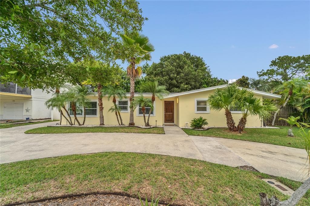 312 LAGOON DRIVE PALM HARBOR, FL 34683