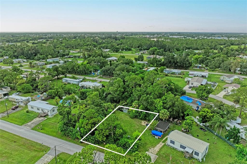 15456 MAPLETREE DRIVE PUNTA GORDA, FL 33955