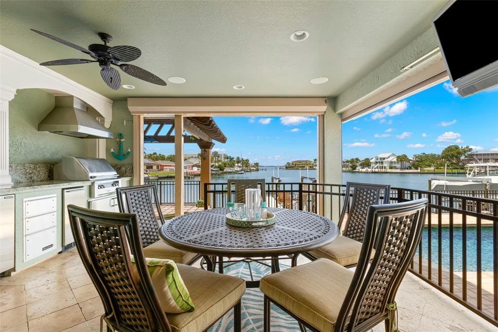 5914 SKIMMER POINT BOULEVARD S GULFPORT, FL 33707