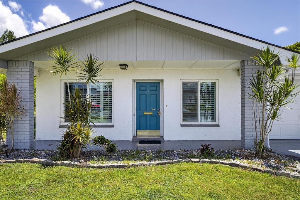 1624 COSTA STREET SUN CITY CENTER, FL 33573