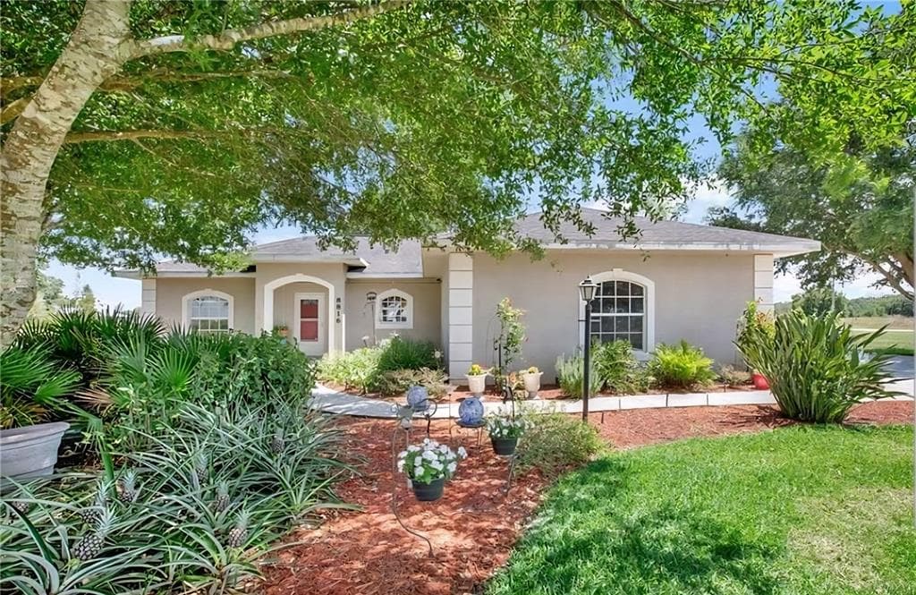8816 CASTILE ROAD SEBRING, FL 33876