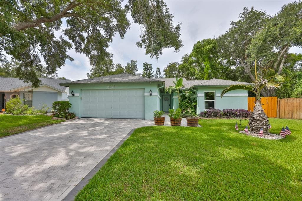 11823 CEDARFIELD DRIVE RIVERVIEW, FL 33579