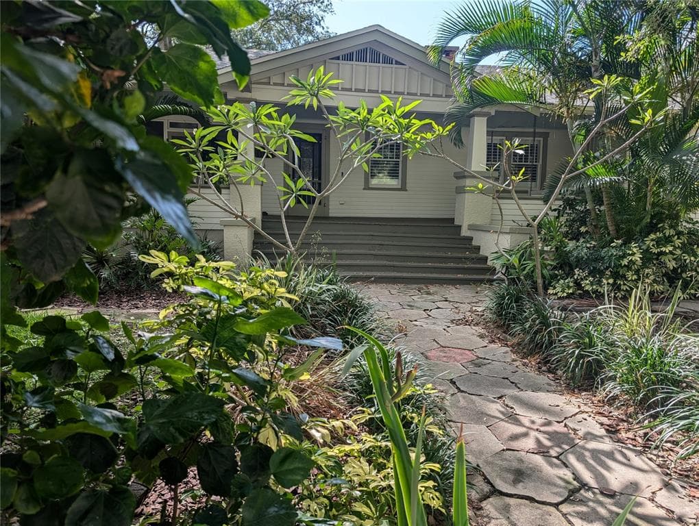 316 39TH AVENUE S ST PETERSBURG, FL 33705