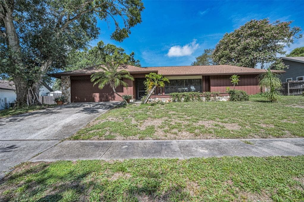 3040 ENISGLEN DRIVE PALM HARBOR, FL 34683