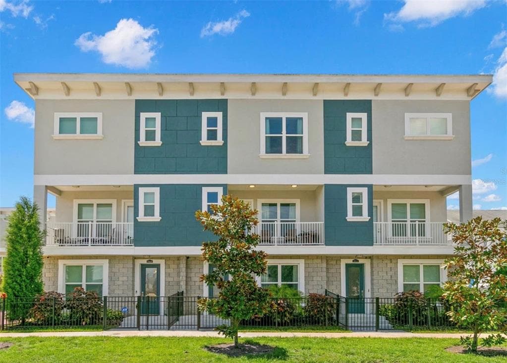 3702 W ROLAND STREET UNIT 13 TAMPA, FL 33609