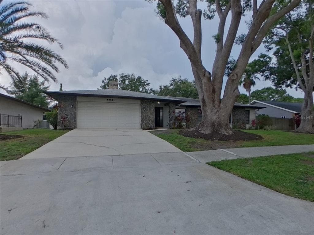 2666 LUCE DRIVE W CLEARWATER, FL 33761