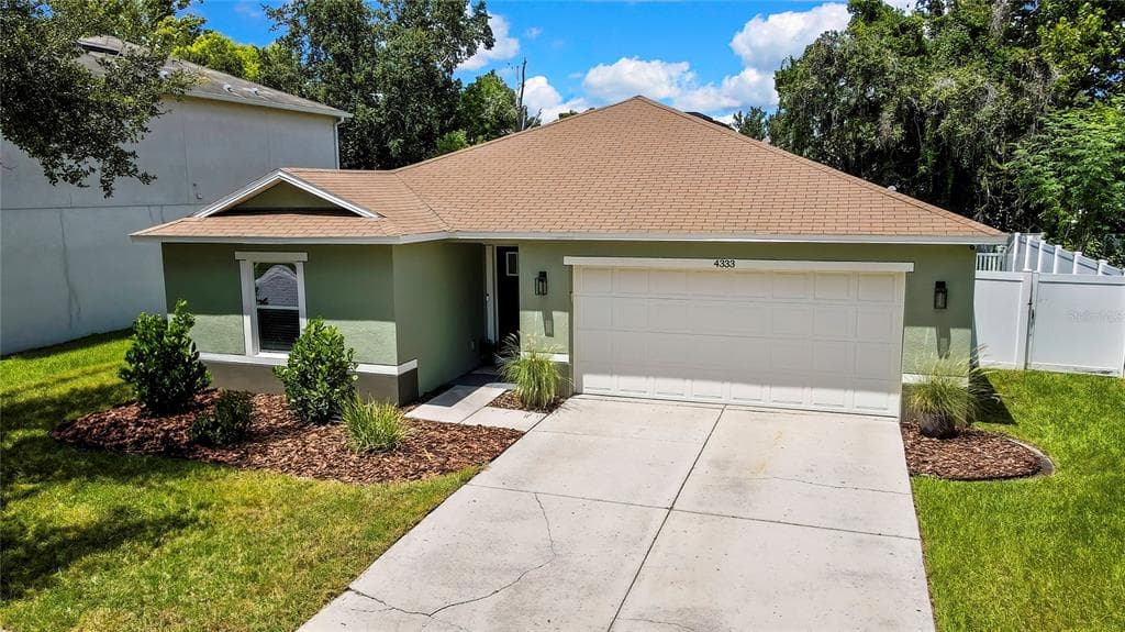 4333 FIELDVIEW CIRCLE WESLEY CHAPEL, FL 33545