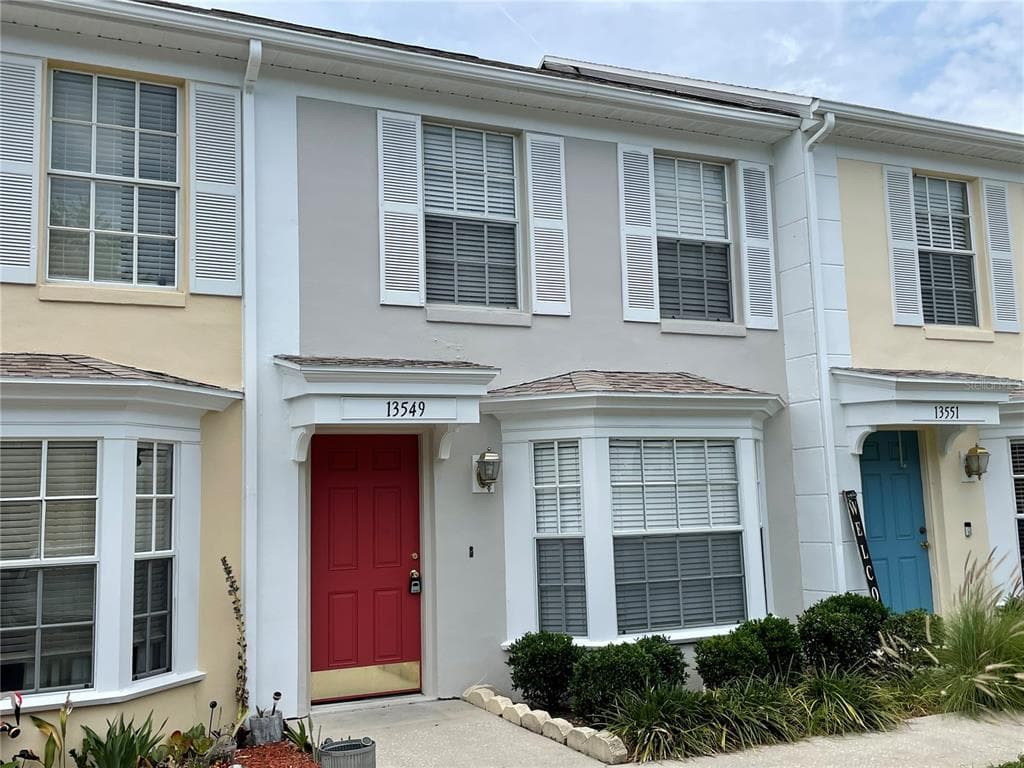 13549 EMBASSY PARK COURT DADE CITY, FL 33525