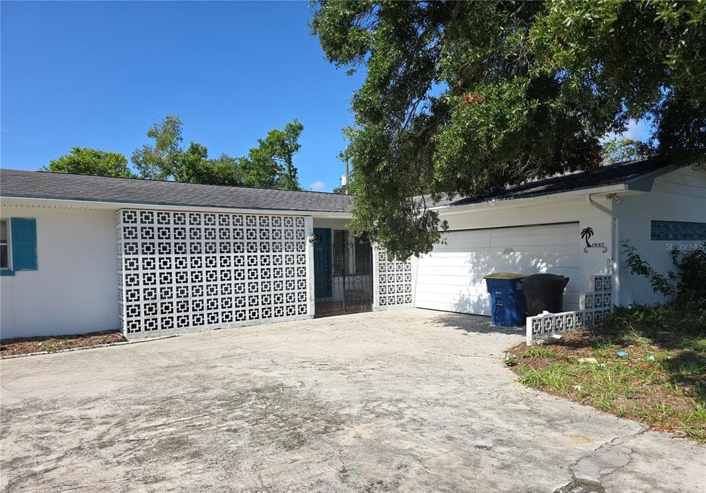 1447 JASMINE WAY CLEARWATER, FL 33756