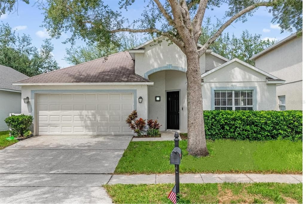 1893 HAMMOCK MOSS DRIVE ORLANDO, FL 32820