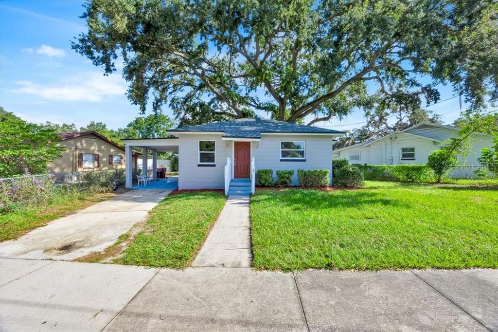 15 EUCLID DR PLANT CITY, FL 33563