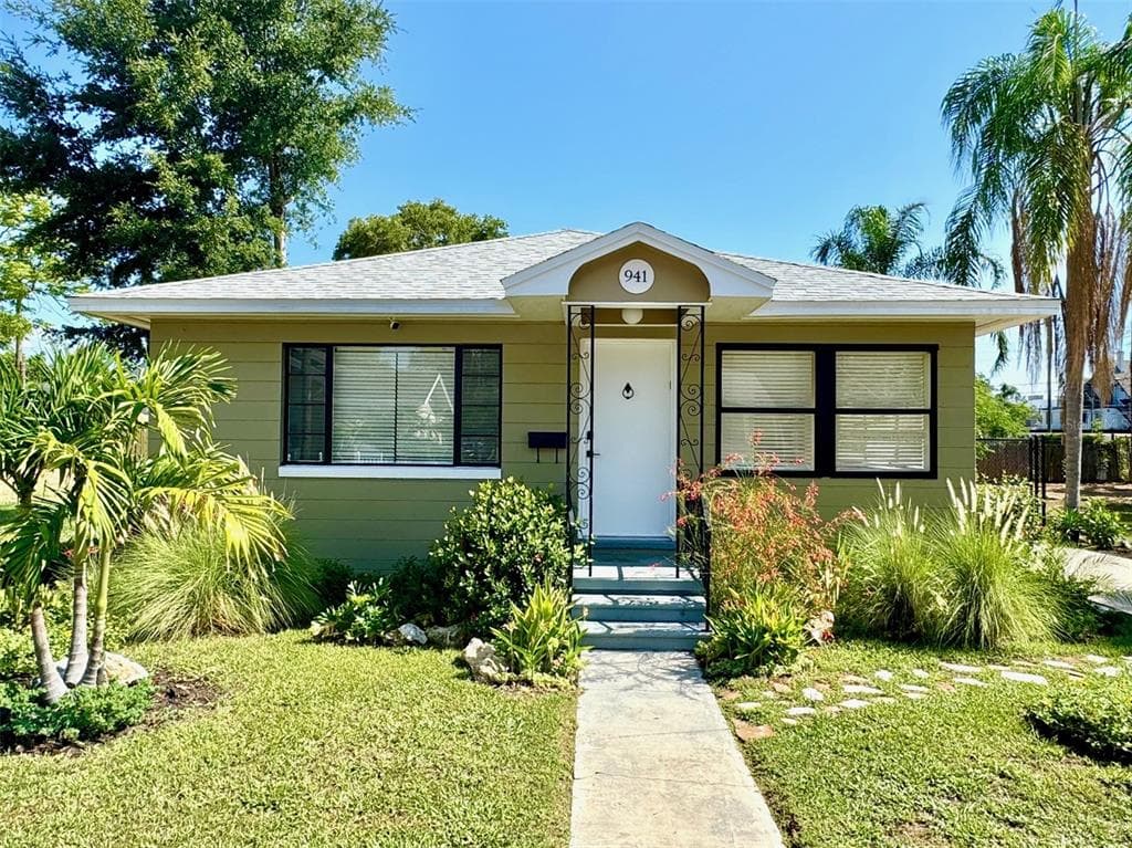 941 8TH AVENUE S ST PETERSBURG, FL 33705