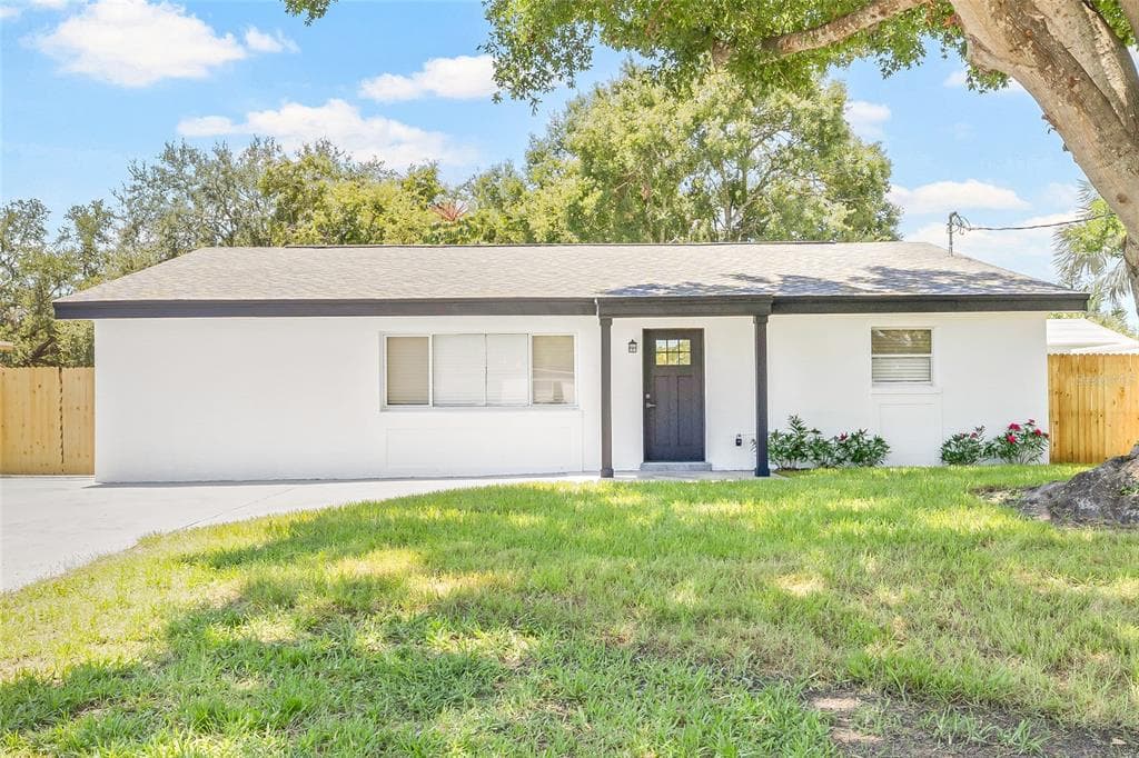 4112 W OLIVE STREET TAMPA, FL 33616