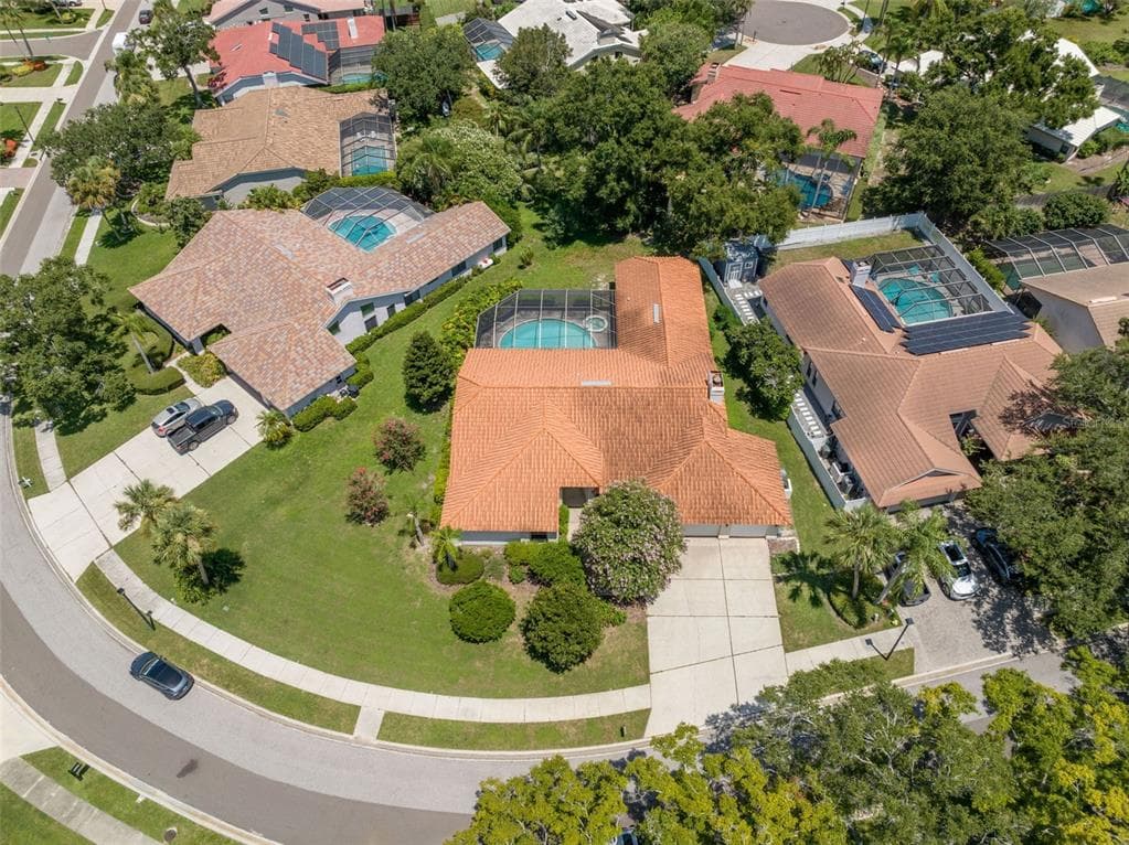 167 WOODCREEK DRIVE W SAFETY HARBOR, FL 34695