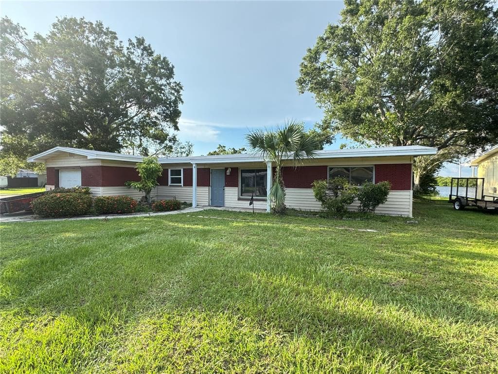 427 COUNTRY CLUB DRIVE OLDSMAR, FL 34677