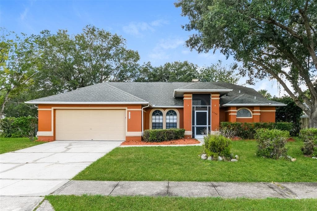 2368 BAGDAD AVENUE ORLANDO, FL 32833