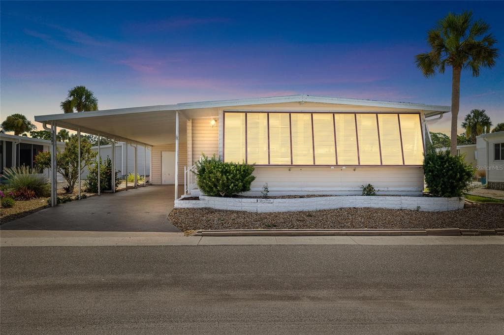 5681 TEAHOUSE ROAD VENICE, FL 34293