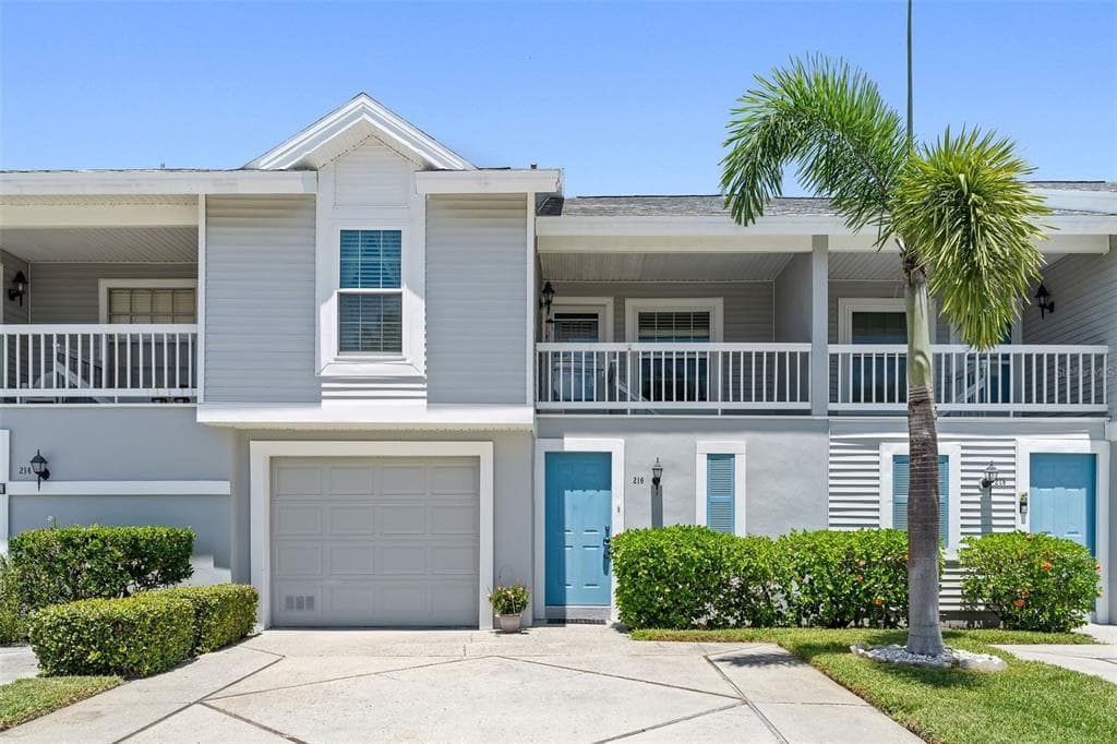 216 BOUNTY COURT TREASURE ISLAND, FL 33706