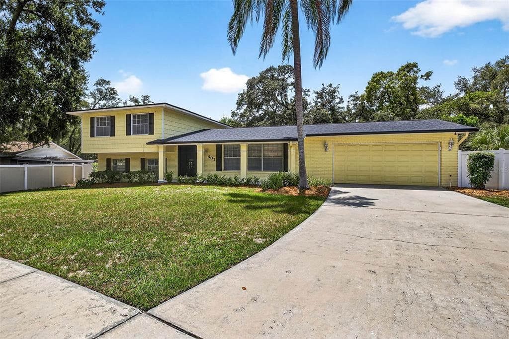 401 WOODCREST ROAD