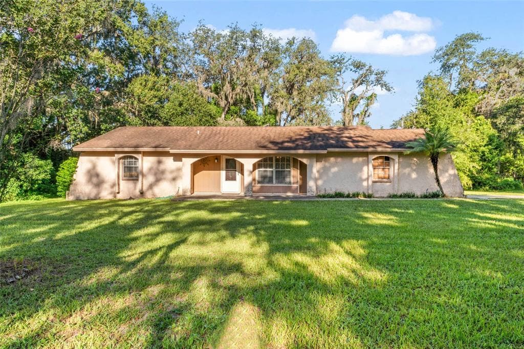8807 OVERLOOK DRIVE WESLEY CHAPEL, FL 33545