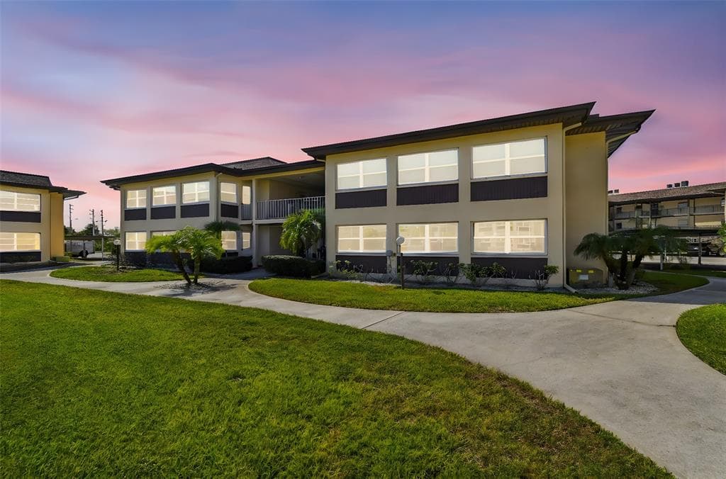 4557 GARNET DRIVE UNIT 203 NEW PORT RICHEY, FL 34652