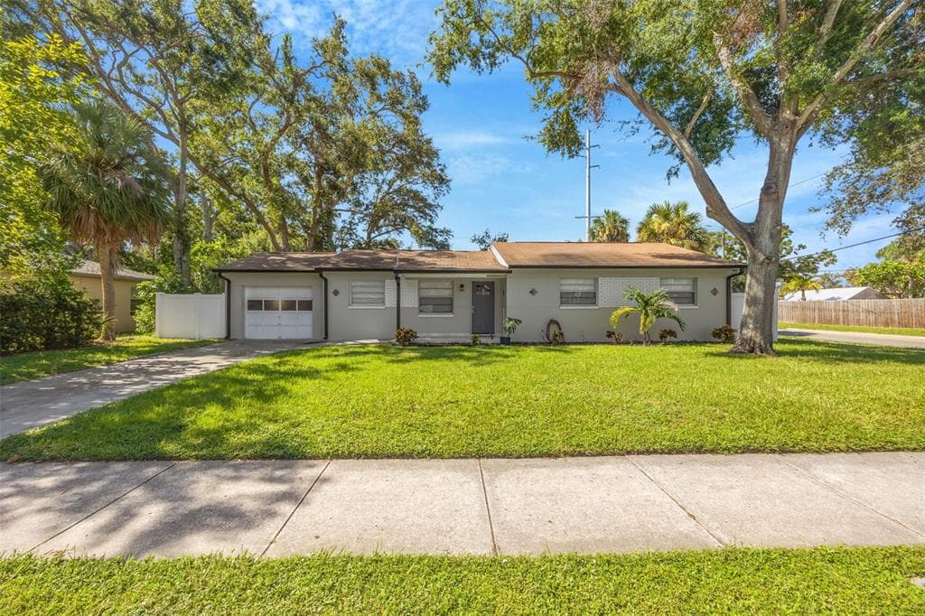 4020 W EUCLID AVENUE TAMPA, FL 33629
