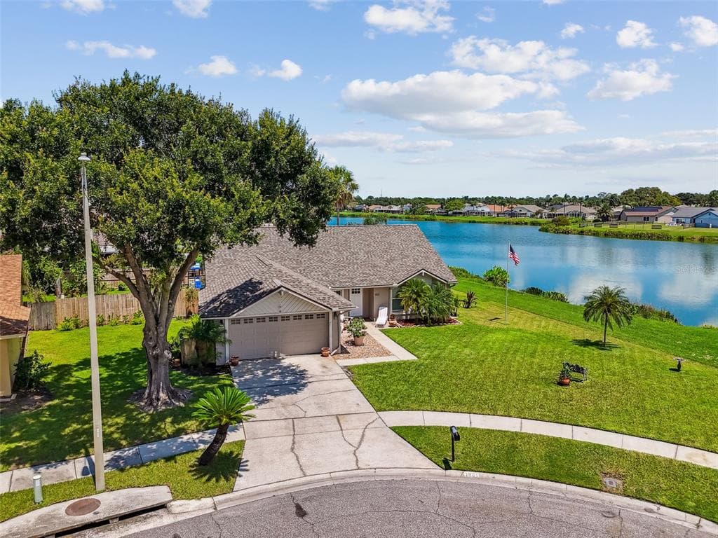 1901 WHITE CEDAR WAY BRANDON, FL 33511
