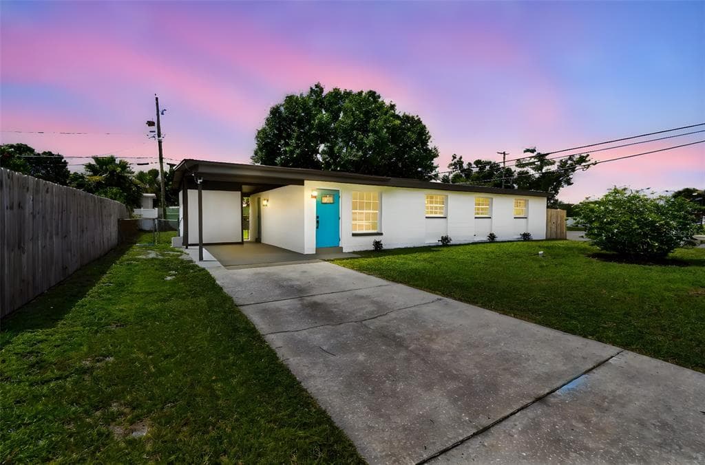 7801 TIDEWATER TRAIL TAMPA, FL 33619