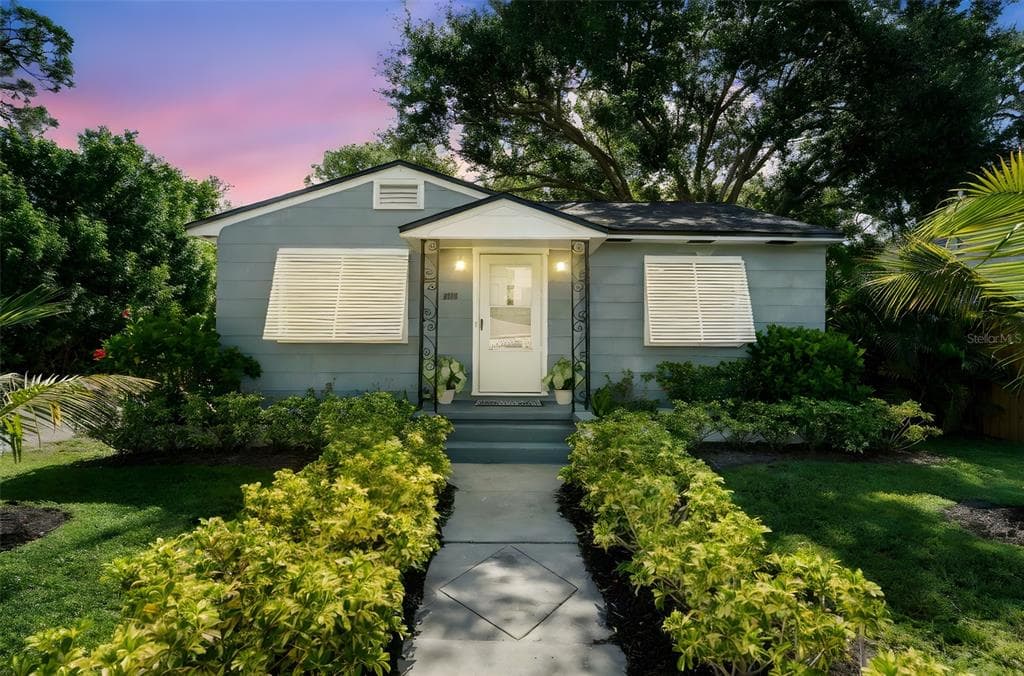 2020 58TH STREET S GULFPORT, FL 33707
