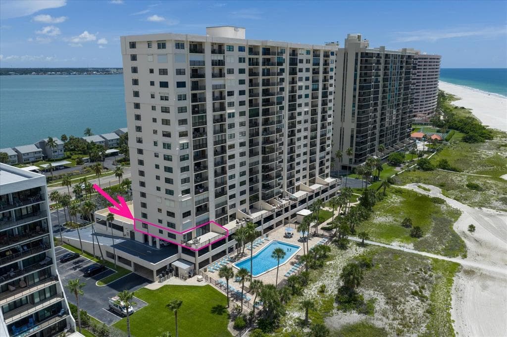 1270 GULF BOULEVARD UNIT 308 CLEARWATER BEACH, FL 33767