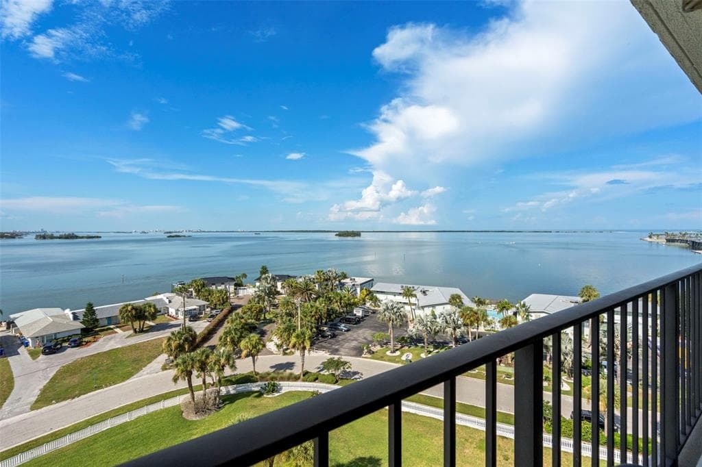 2530 GARY CIRCLE UNIT 903