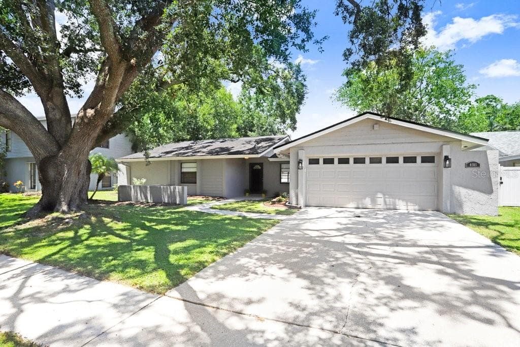 4605 FRESHWIND AVENUE TAMPA, FL 33624