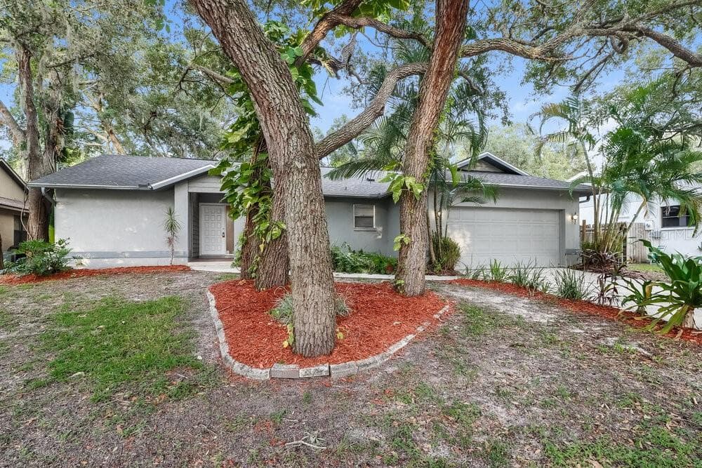 2157 BLACK OAK COURT SARASOTA, FL 34232