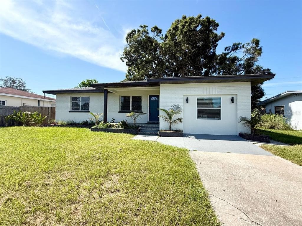 1545 ILLINOIS ROAD CLEARWATER, FL 33756