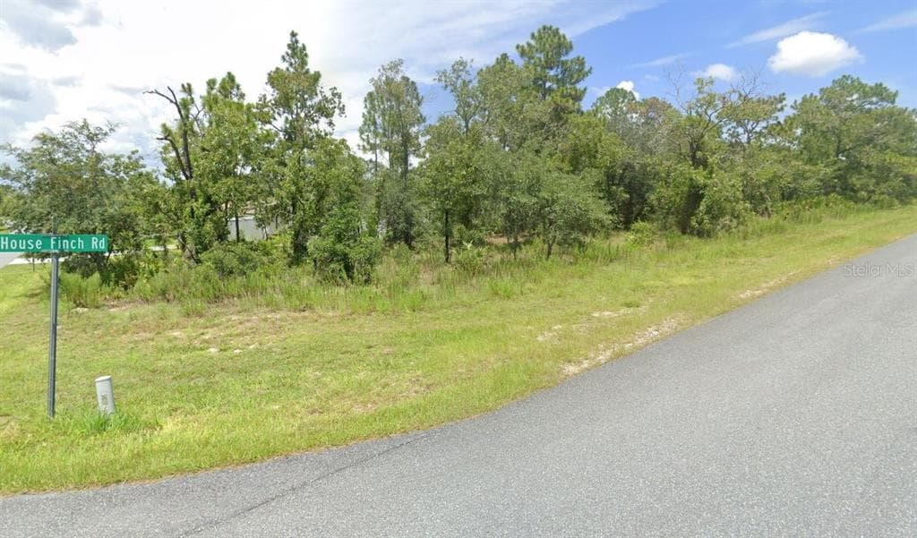 000 HOUSE FINCH ROAD WEEKI WACHEE, FL 34614