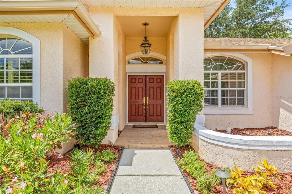 4866 AUGUSTA AVENUE OLDSMAR, FL 34677