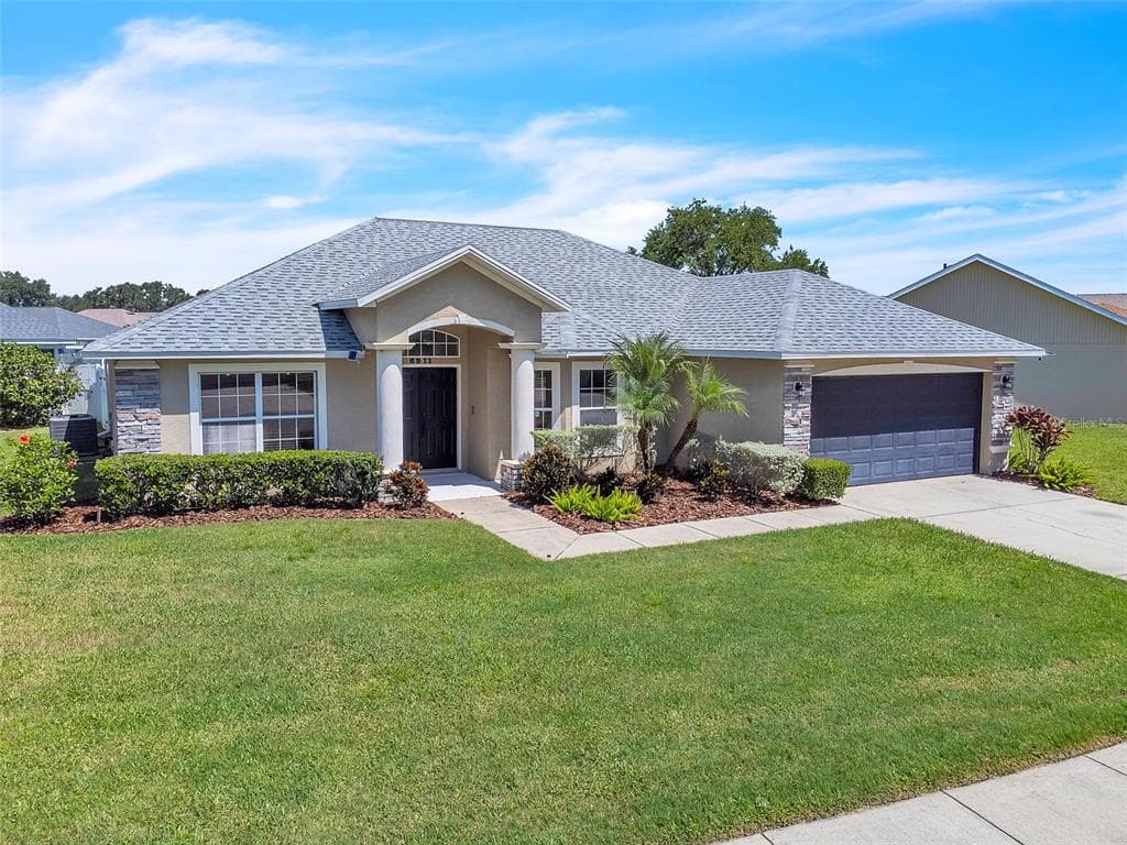 6911 SHIMMERING DRIVE LAKELAND, FL 33813