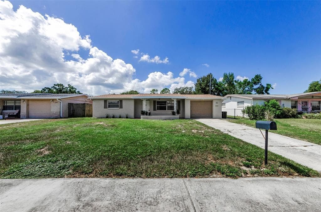 5240 BOB WHITE DRIVE HOLIDAY, FL 34690