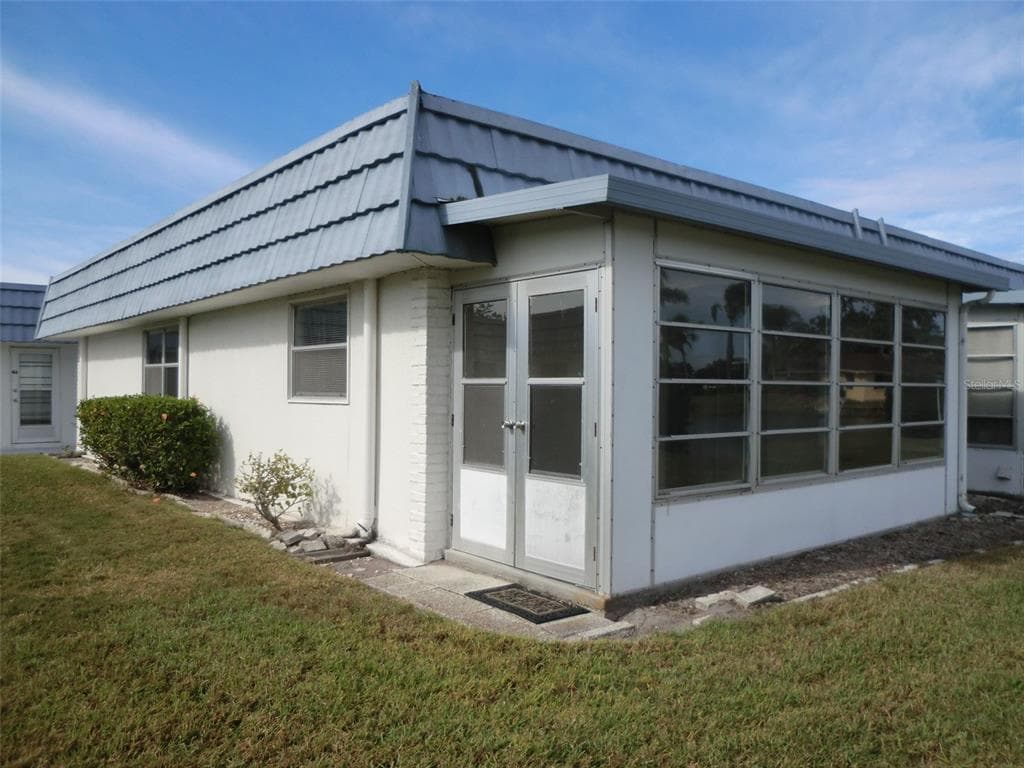 1901 ANDOVER WAY UNIT 47 SUN CITY CENTER, FL 33573