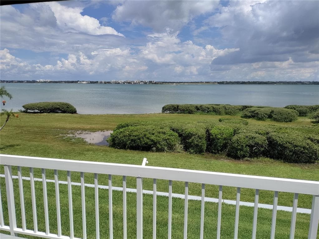 1451 GULF BOULEVARD UNIT 209 CLEARWATER BEACH, FL 33767